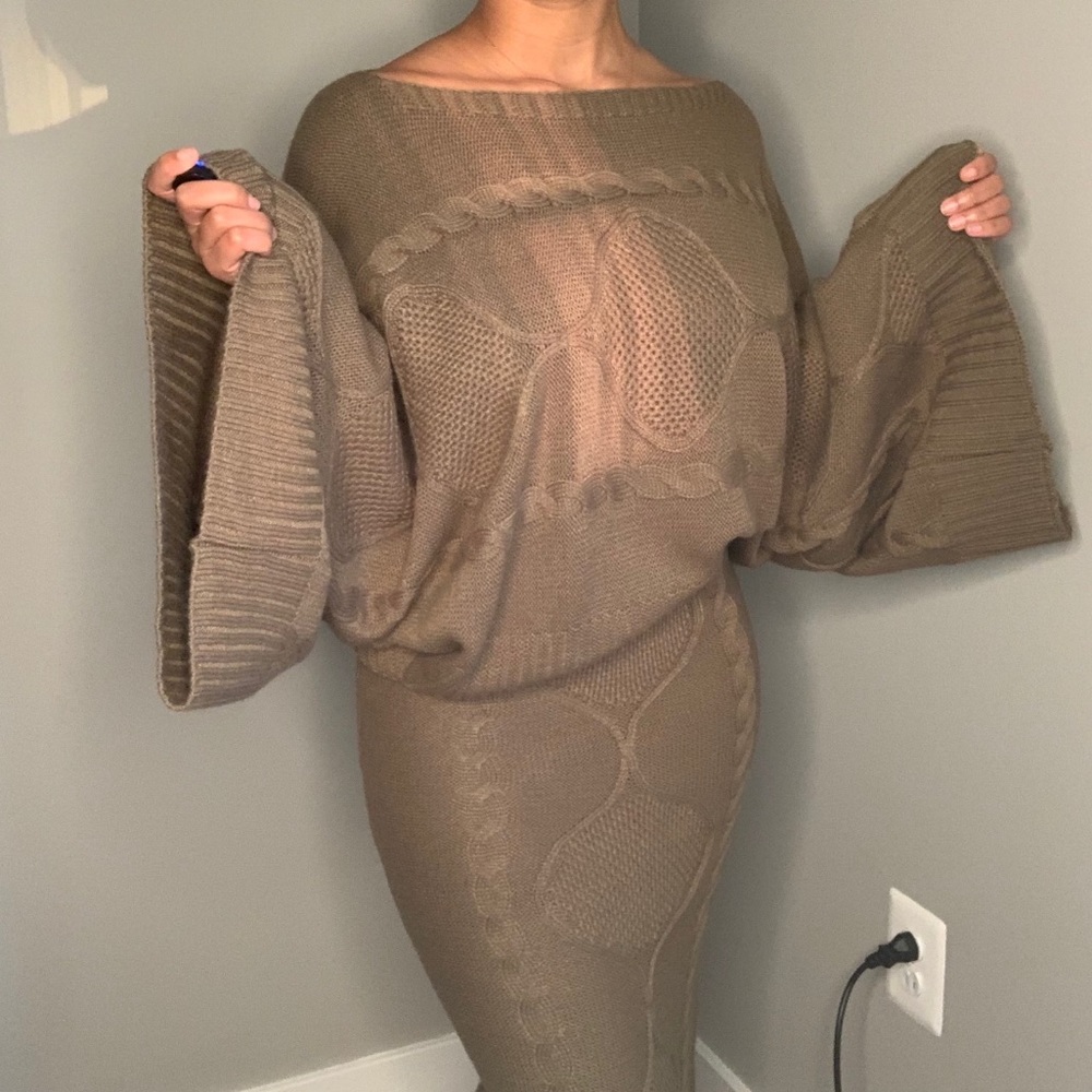 Sweater Set - image 7